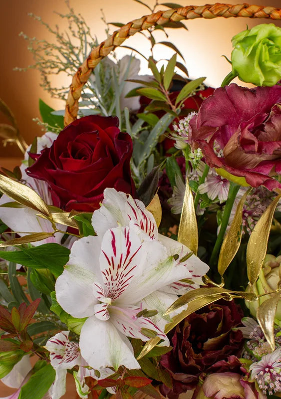 je t'aime Flower Basket